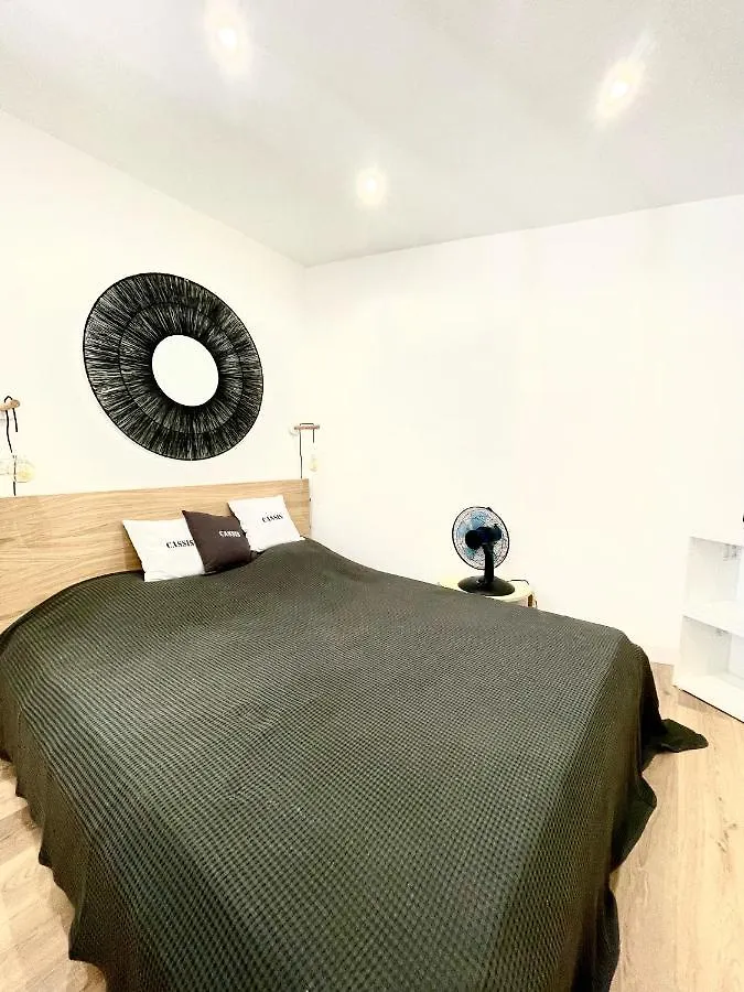 Appartement FANNY - Hyper centre - Wifi - 4 personnes à Cassis 0*,  France